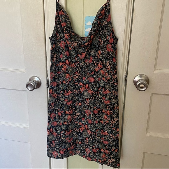Aritzia Floral Spencer Dress - Picture 1 of 5